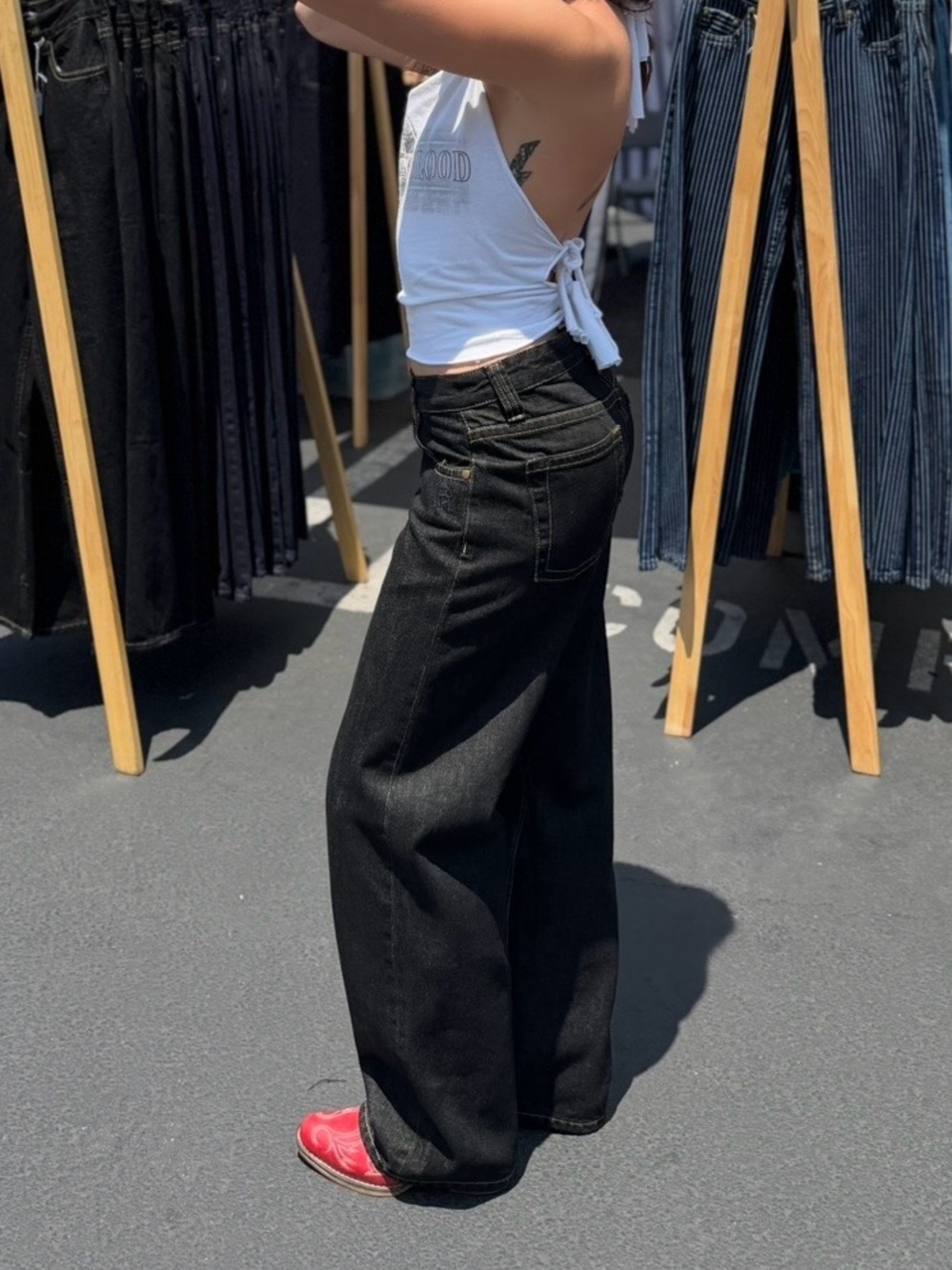 Women’s Ultra Low Rise Straight Leg Jeans Selvage Black